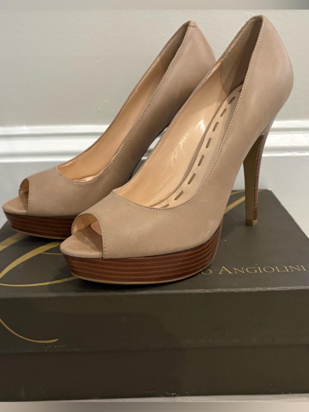 Enzo Angiolini Nude Peep Toe Platform Heels Size 8.5M Classic Pumps - Picture 2 of 9